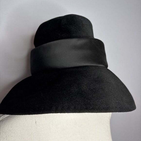 Dachettes Designed By Lilly Dachè Velour Black Brimmed Hat - Picture 6 of 11